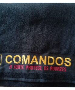 TOALHA  GRANDE COM BORDADO COMANDOS